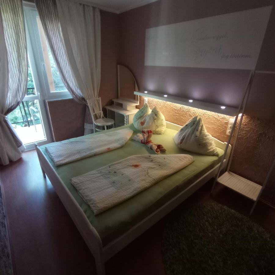 Rozsa 2 Апартаменты